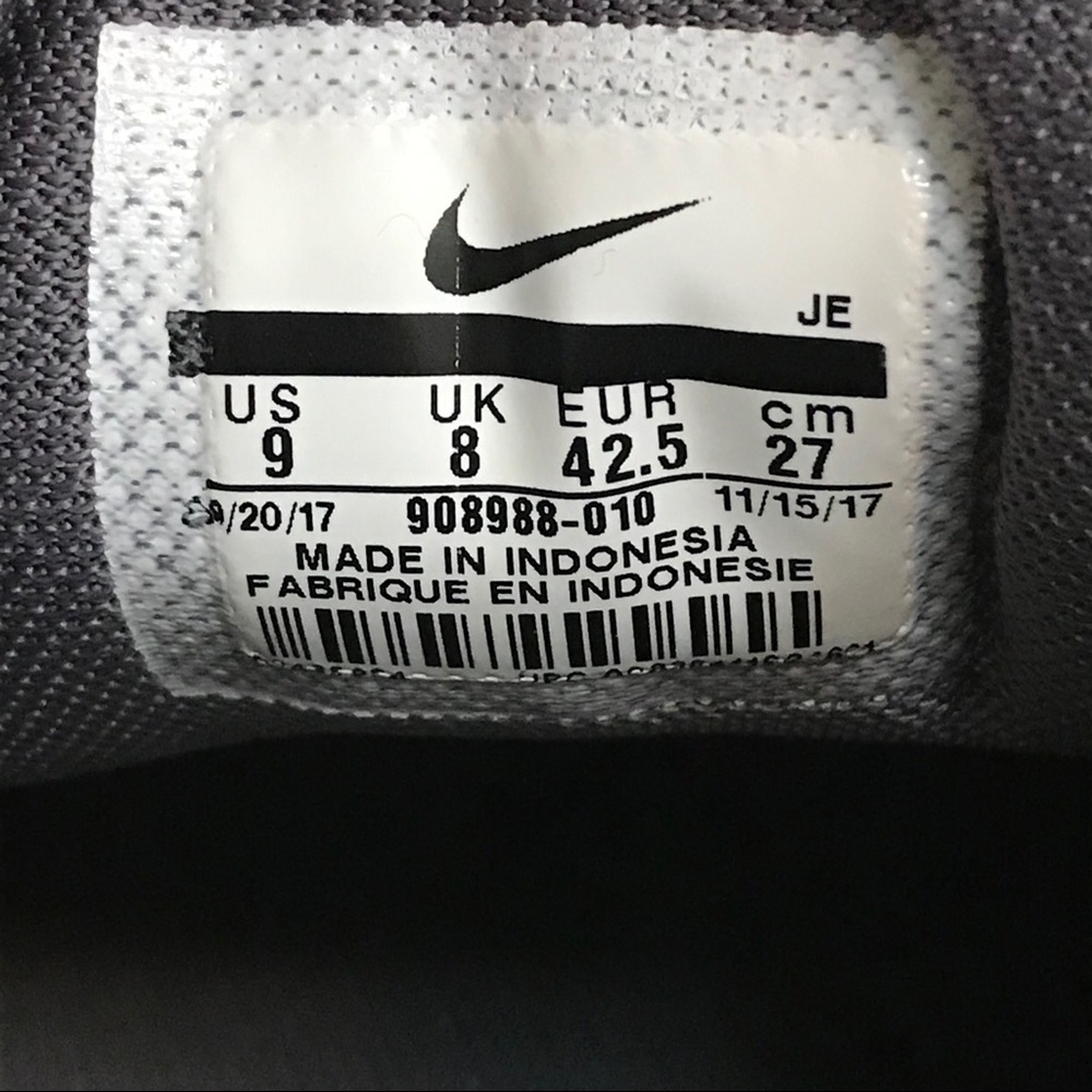 Nike Revolution 4 (908988-010) Athletic Shoe - Picture 6 of 9